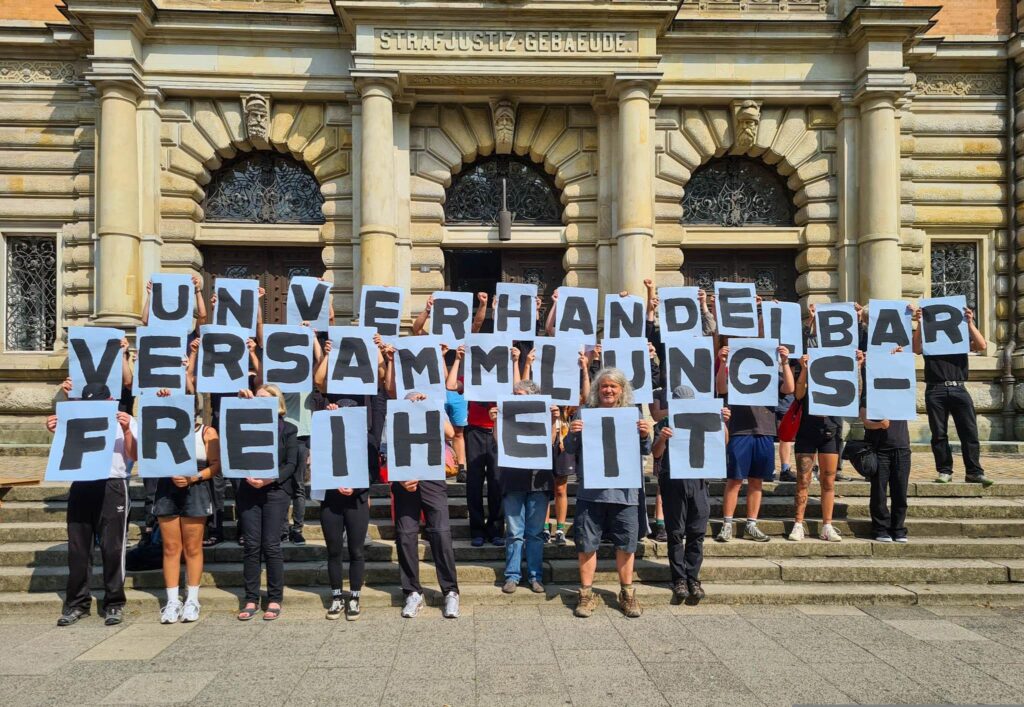 You are currently viewing Urteil im Rondenbarg-Verfahren: Ein Symbol der Kriminalisierung von Protest (Rote Hilfe e.V. Bundesvorstand)